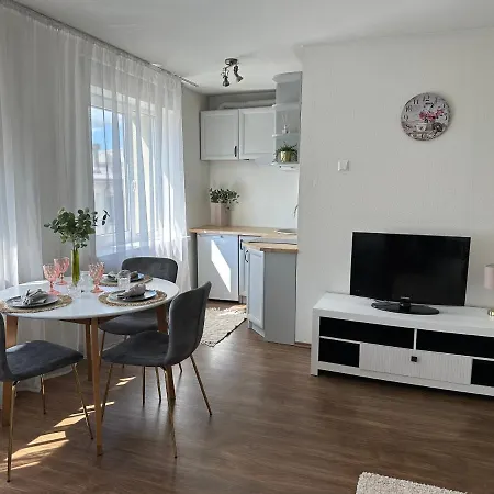 Joe Vaatega Kesklinna Korter Free Parking Appartamento