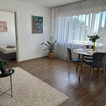 Joe Vaatega Kesklinna Korter Free Parking Apartment Parnu