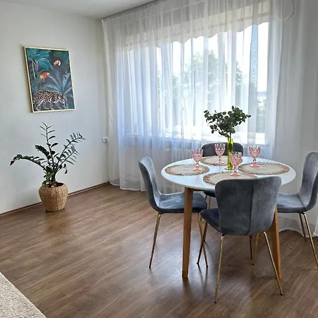 Joe Vaatega Kesklinna Korter Free Parking Apartment Parnu